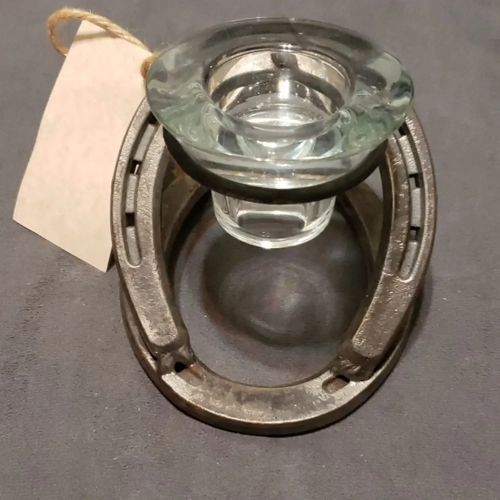 🆕️ votive candle holder/ horseshoes